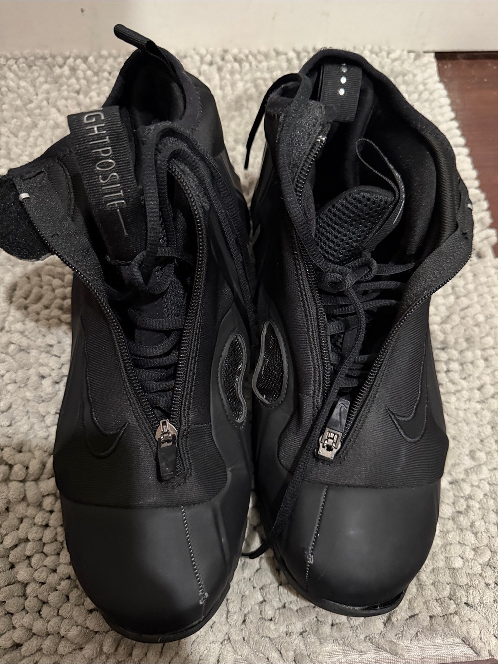 Nike Men’s Black Zippered High-Top Sneakers
